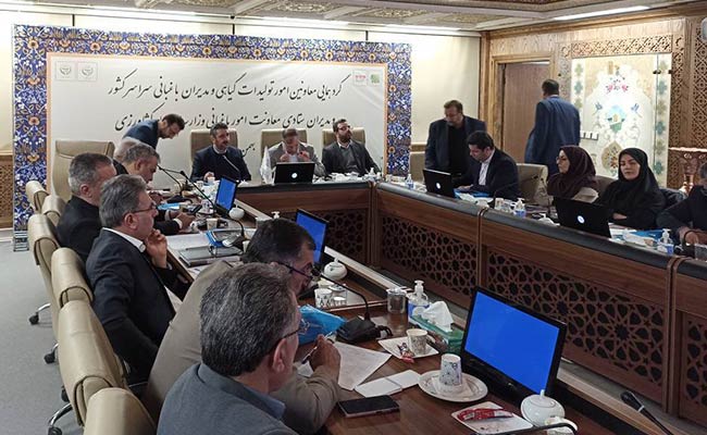 معاونان-بهبود-تولیدات-گیاهی-در-اصفهان-گردهم-آمدند-2