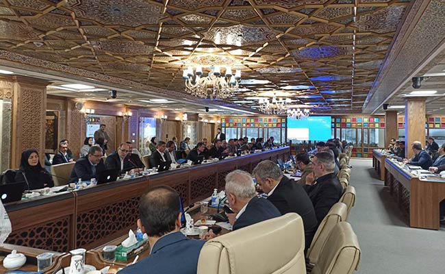معاونان-بهبود-تولیدات-گیاهی-در-اصفهان-گردهم-آمدند-1