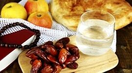 راهکارهایی ساده برای مدیریت تشنگی در روزه‌داری