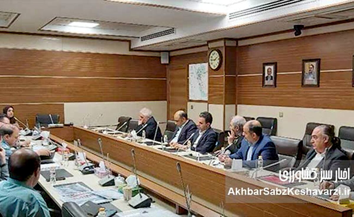 برگزاری نشست بررسی راهکارهای بهینه‌سازی مصرف سوخت در واحدهای گلخانه‌ای

