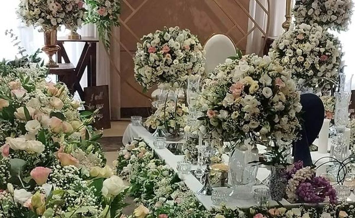 هدیه ویژه اتحادیه گل و گیاه تهران به عروس و دامادها

