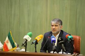 تاکید وزیر جهاد کشاورزی بر توسعه کشت قراردادی گیاهان دارویی