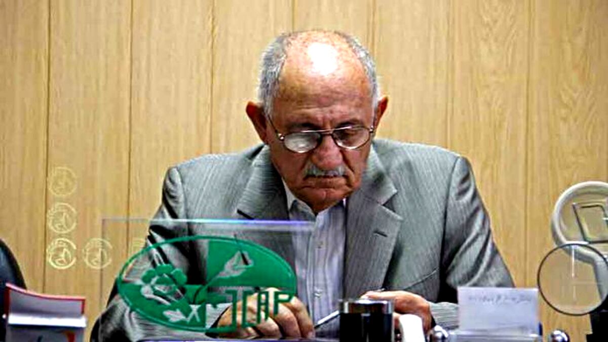 بی‌ انگیزه شدن تولیدکنندگان سموم دفع آفات!/سوگ دکتر محمد خصوصی -6