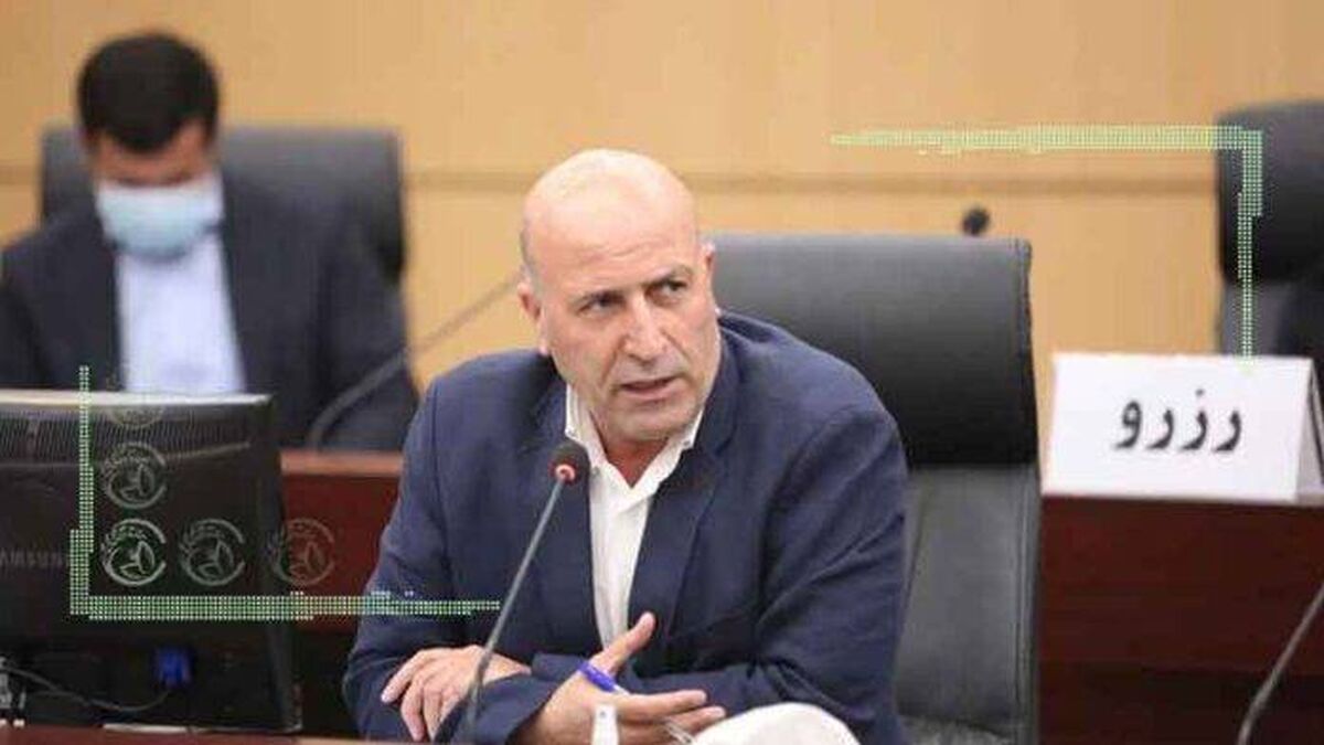 دولت دست حمایتی و دخالتی خود را از سر اقتصاد بردارد