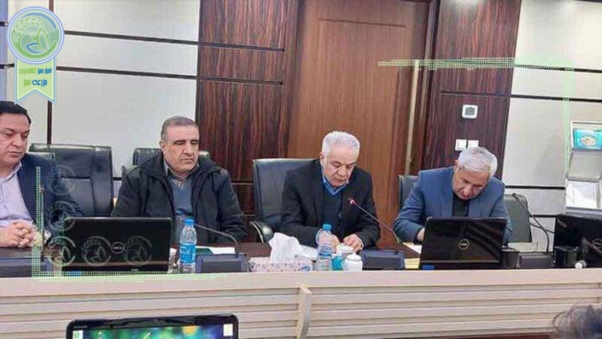 آیین تجلیل از وفاداران به بیمه کشاورزی