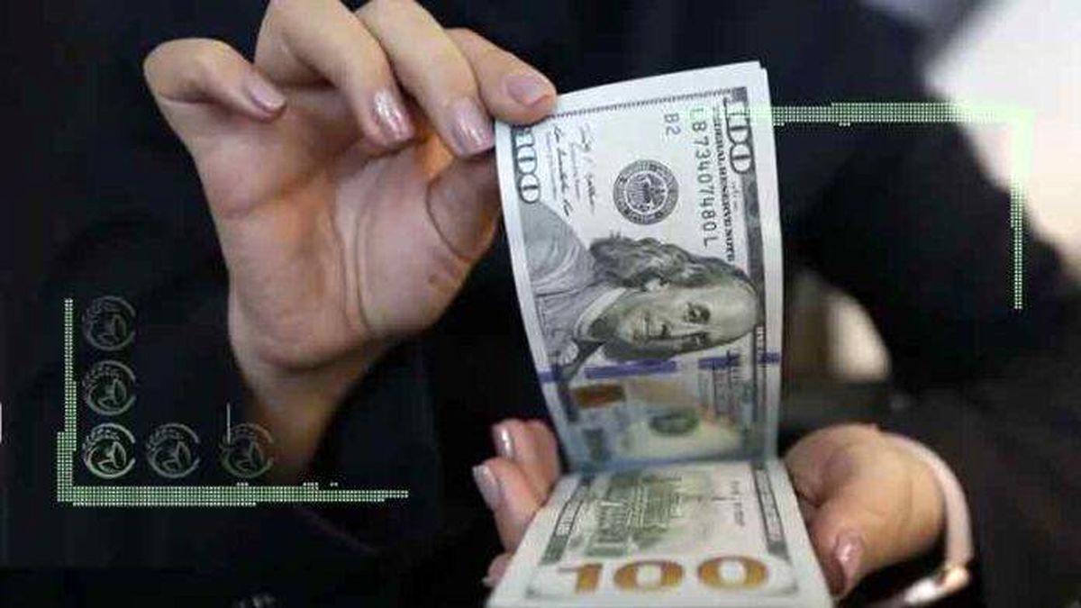 ادامه روند سقوط ارزش دلار آمریکا در برابر پول افغانستان
