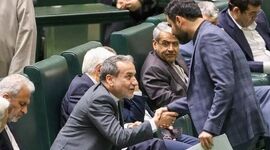 پاسخ قاطع عراقچی به نماینده مجلسی که مرگ بر ایران گفت

