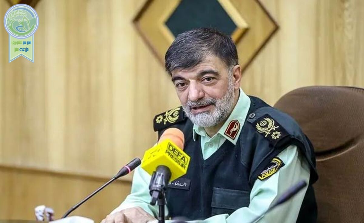 رادان: دشمن به‌دنبال گرفتن چادر از بانوان است
