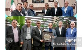 تقویت تعاملات بانکی: دیدار مدیران ارشد بانک ملی تهران با مدیرعامل صنایع چوب و کاغذ مازندران


