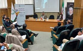 نشستی کوچک با انتظارهای بزرگ

