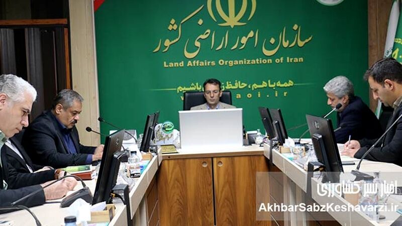 هفتمین نشست بررسی قانون الزام به ثبت رسمی معاملات با حضور مهندس داور نامدار و جمعی از مدیران سازمان+کلیپ