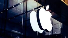 اپل همچنان در جایگاه اول

