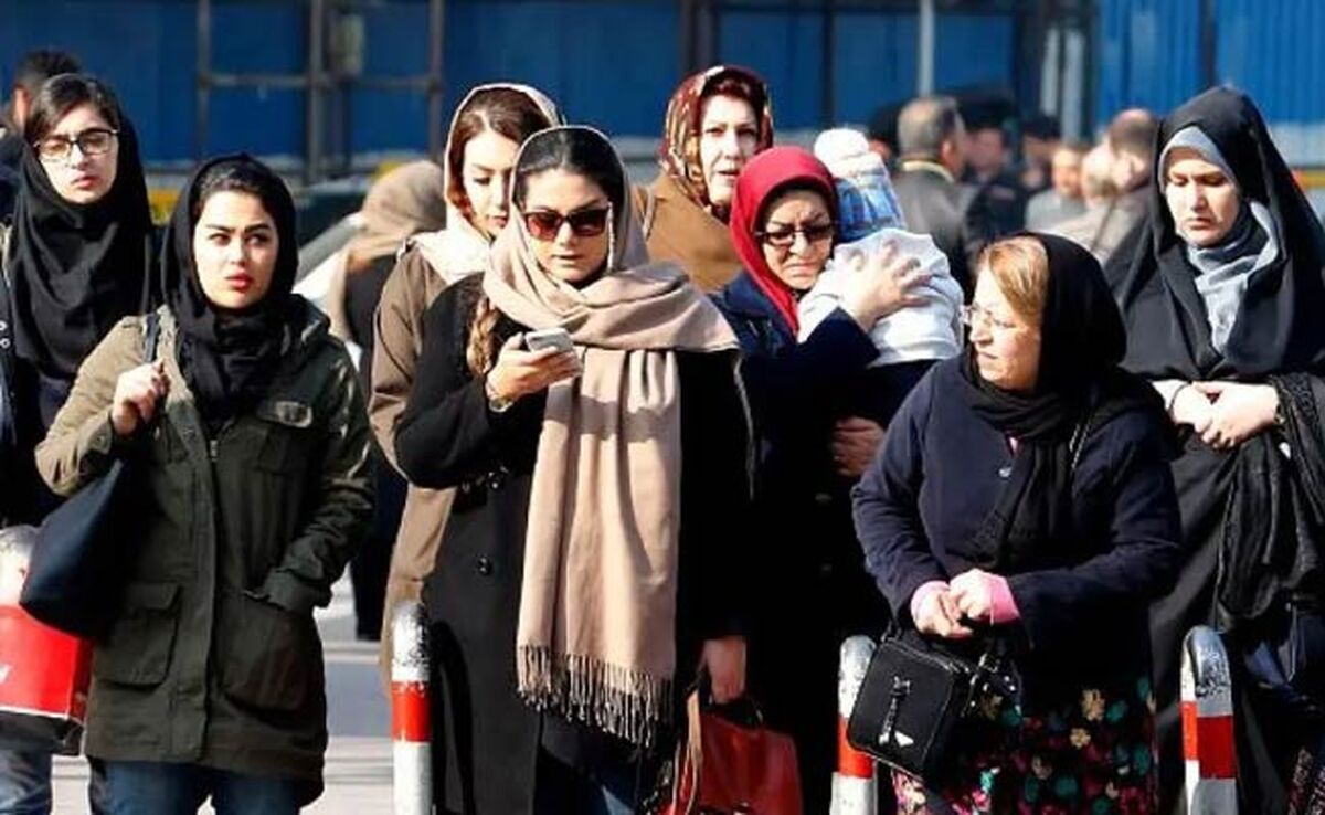 زنان کشور همچنان در صف اول تعدیل‌ها و اخراج‌ها

