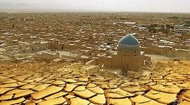 جنگ آب در کویر