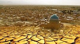جنگ آب در کویر
