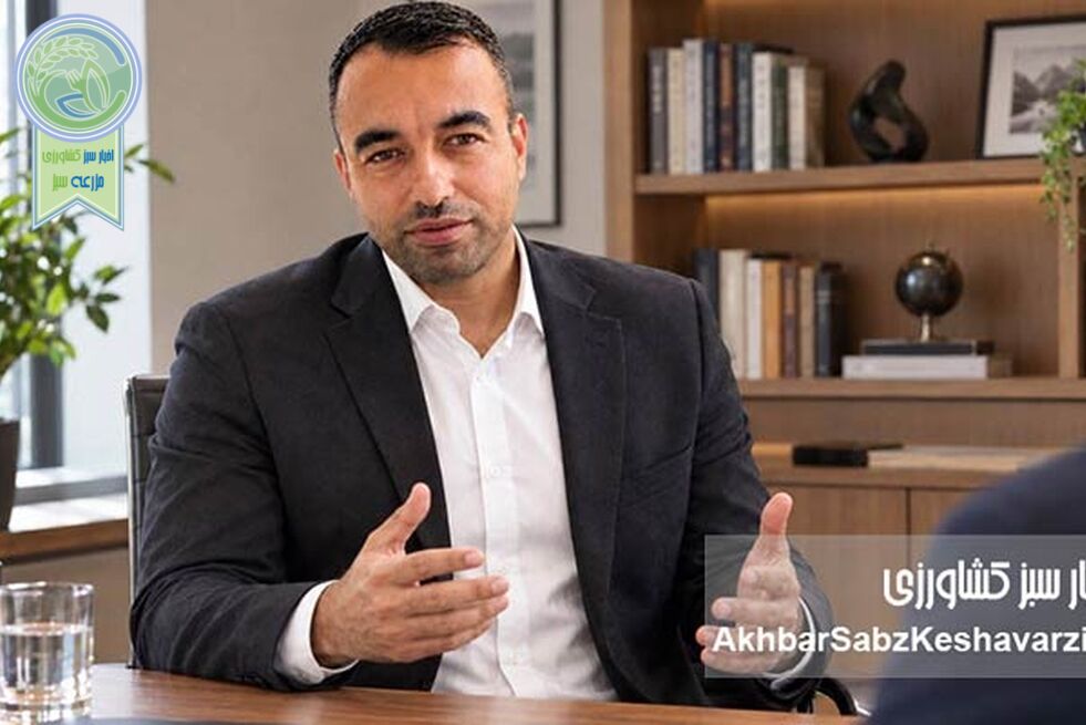 رشید اختیاری: آیفارم، نقطه اتصالِ فناوری‌های نوین به صنعت گلخانه کشور