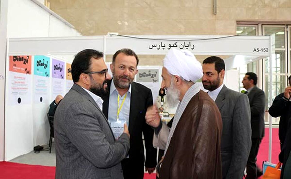 بازدید نماینده ولی فقیه در مازندران از اولین نمایشگاه تخصصی دام و طیور

