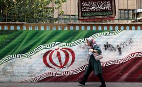 فاصله نجومی دستمزدها با خط فقر


