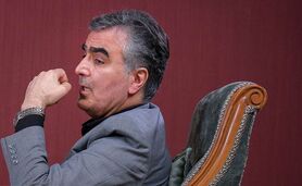  دیوار حاشا بلند است جناب فرزین

