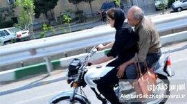 موتورسواری زنان: نه منع شرعی دارد، نه مصداق «تبرج» است! (تحلیل فقهی)
