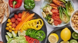 کدام مواد غذایی بهتر است خام مصرف شوند؟