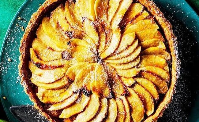 تهیه چند غذای خوشمزه با سیب برای تنوع در آشپزی روزانه