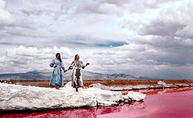 دریاچه نمک مهارلو؛ جاذبه مسحور کننده شیراز