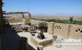 تولد دوباره قلعه‌بالا؛ روستایی که شکار را به بوم‌گردی باخت
